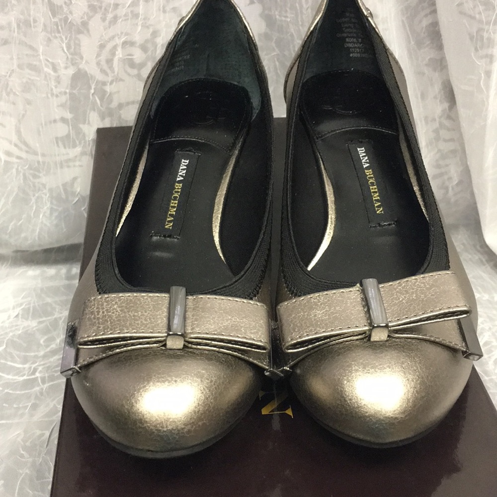 Women’s shoes